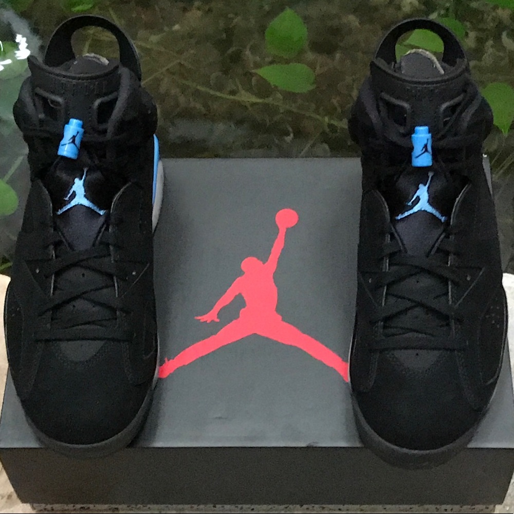 Nike Air Jordan 6 Retro UNC